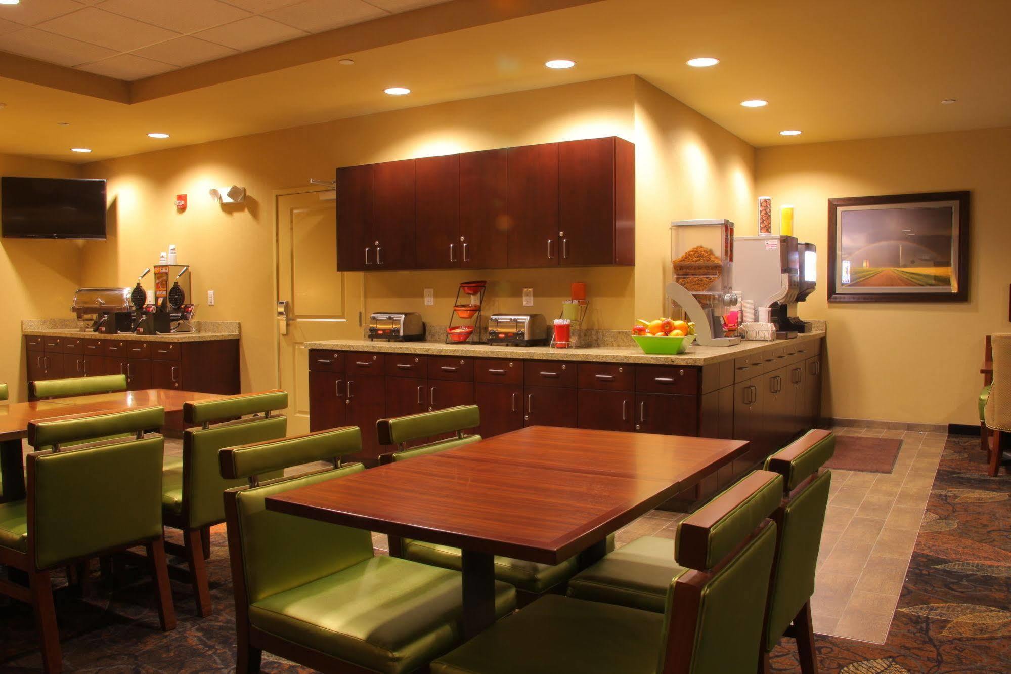 Little Missouri Inn & Suites Watford City Exterior foto